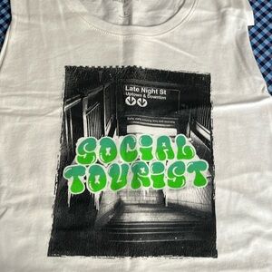 NWT Hollister social tourist crop top long